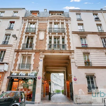 33 - Flat Av Des Champs-Elysees Paris Dış mekan fotoğraf